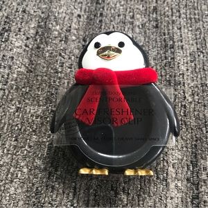 Bath & Body Works Scentportable car air freshener visor clip penguin Christmas